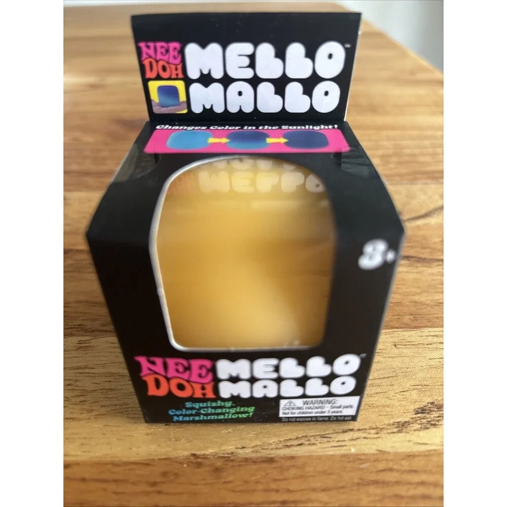 NeeDoh Mello Mallo Color Changing Squishy Marshmallow Yellow - NEW in box